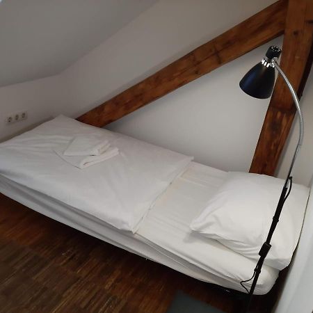 Bed & Breakfast Atticus Ljubljana Ngoại thất bức ảnh