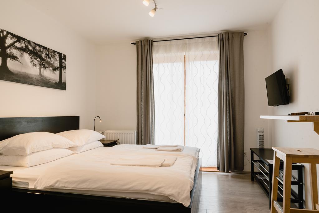 Bed & Breakfast Atticus Ljubljana Ngoại thất bức ảnh