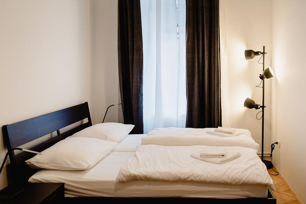 Bed & Breakfast Atticus Ljubljana Ngoại thất bức ảnh