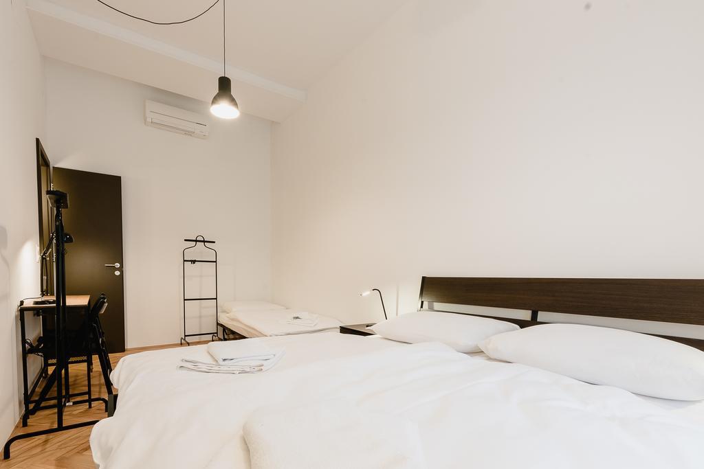 Bed & Breakfast Atticus Ljubljana Ngoại thất bức ảnh