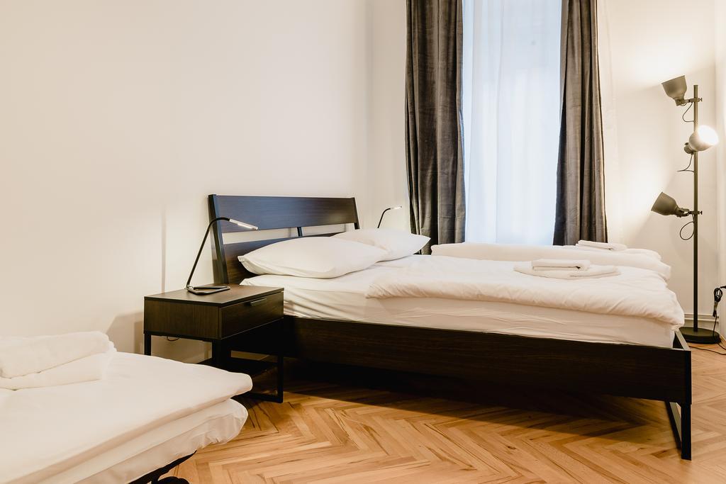 Bed & Breakfast Atticus Ljubljana Ngoại thất bức ảnh